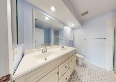8710 Independence Ave APT 301
